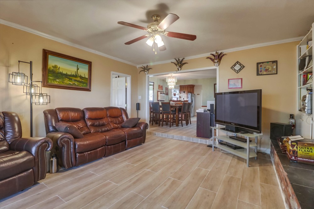 Virtual tour photo 7 of 46 for 332 Northgate St
