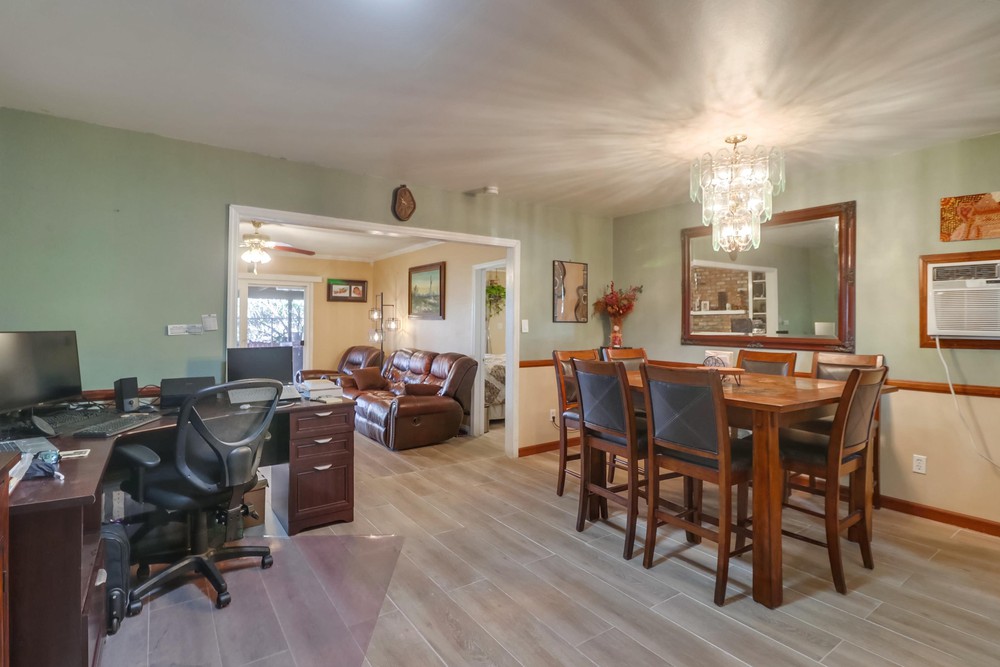 Virtual tour photo 10 of 46 for 332 Northgate St