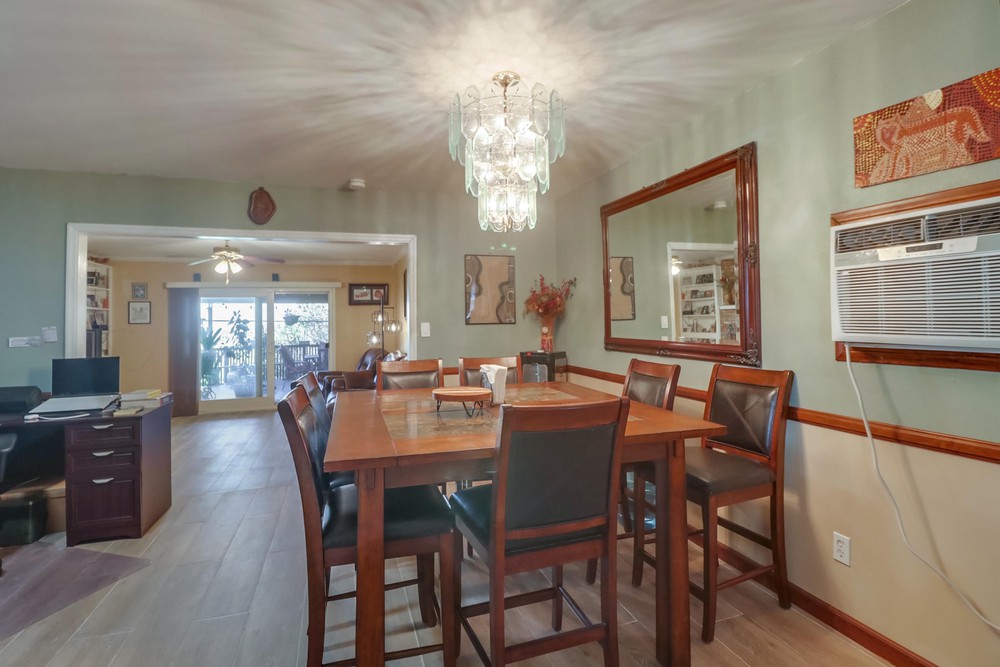 Virtual tour photo 11 of 46 for 332 Northgate St