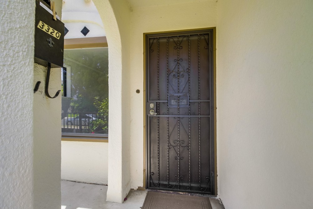 Virtual tour photo 9 of 53 for 3320 Gregory St