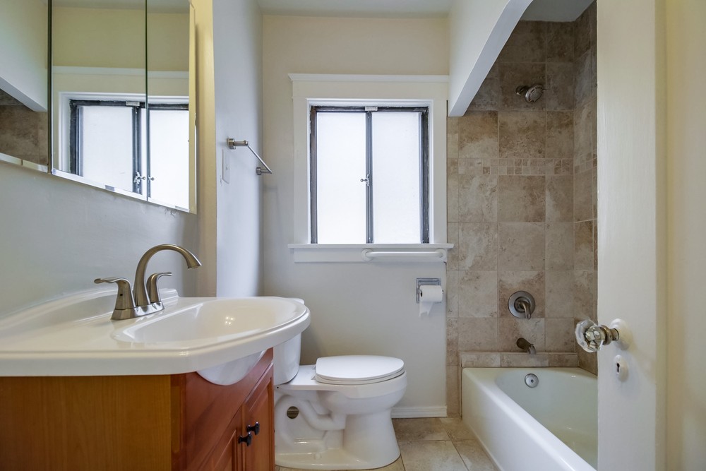 Virtual tour photo 25 of 53 for 3320 Gregory St