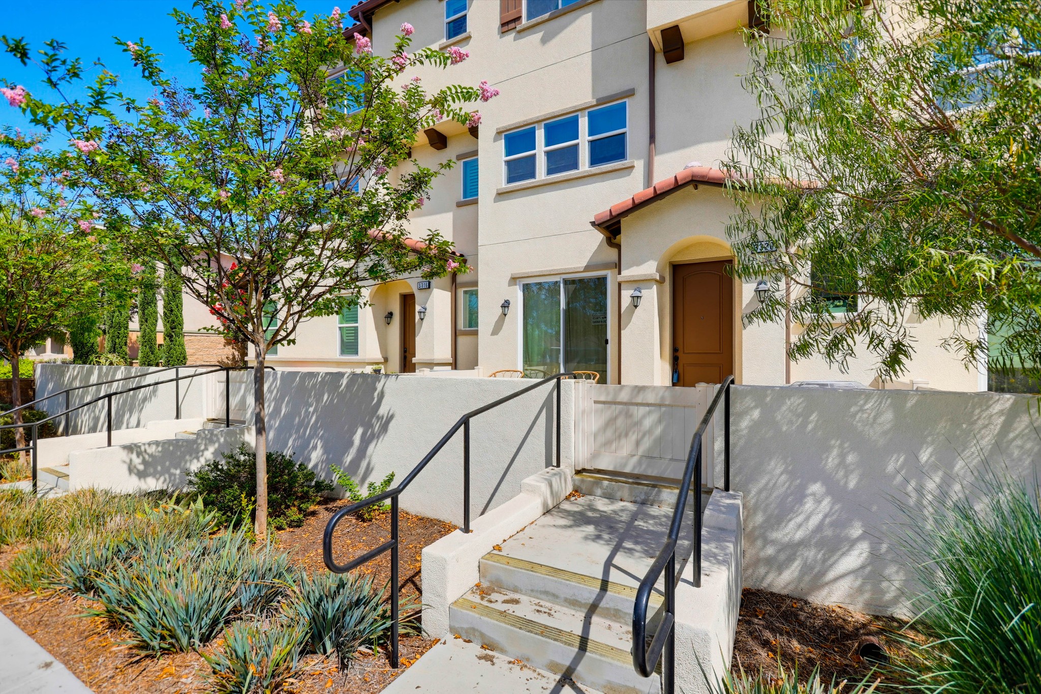 Virtual tour photo 1 of 68 for 3320 W Mirano Dr
