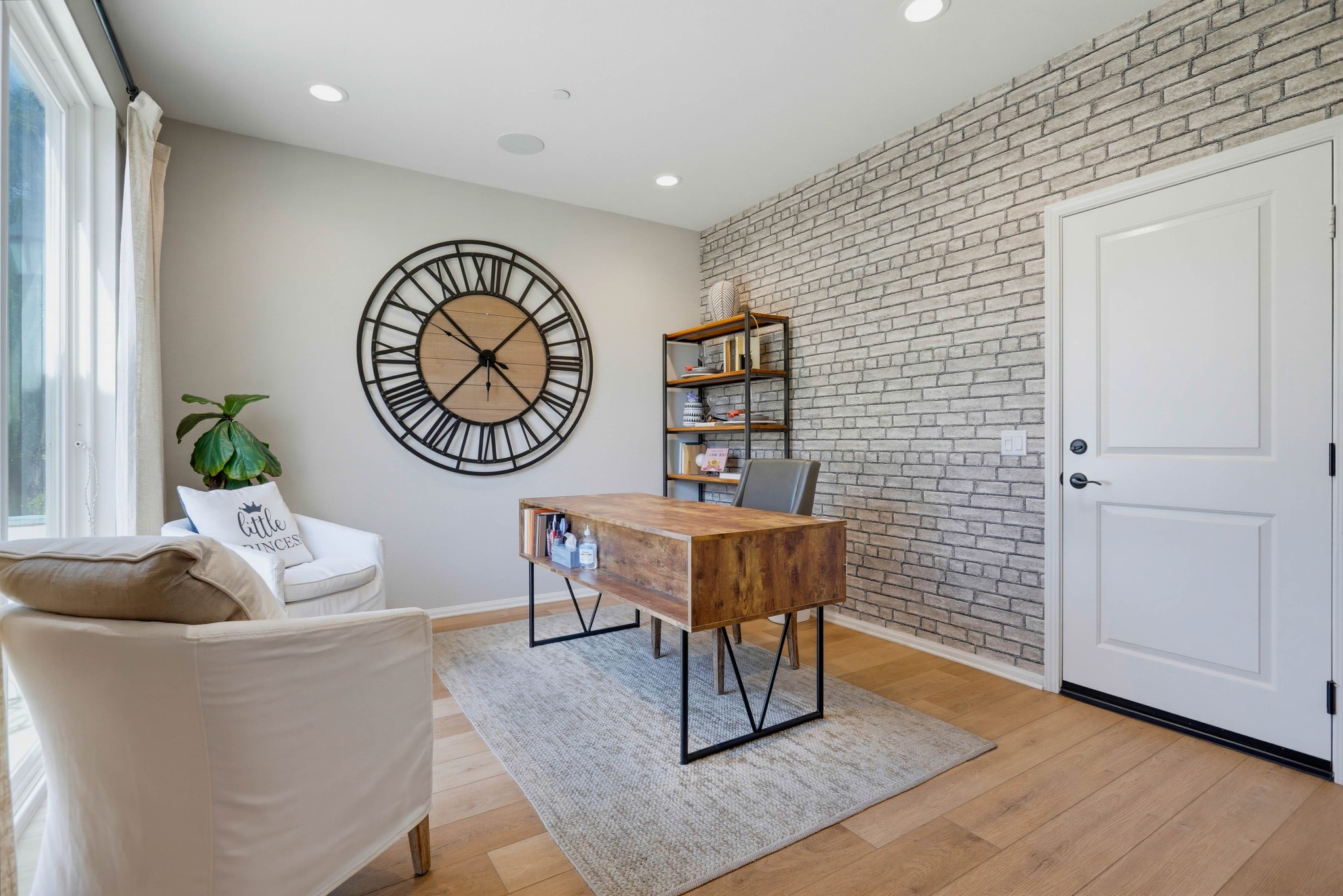 Virtual tour photo 8 of 68 for 3320 W Mirano Dr