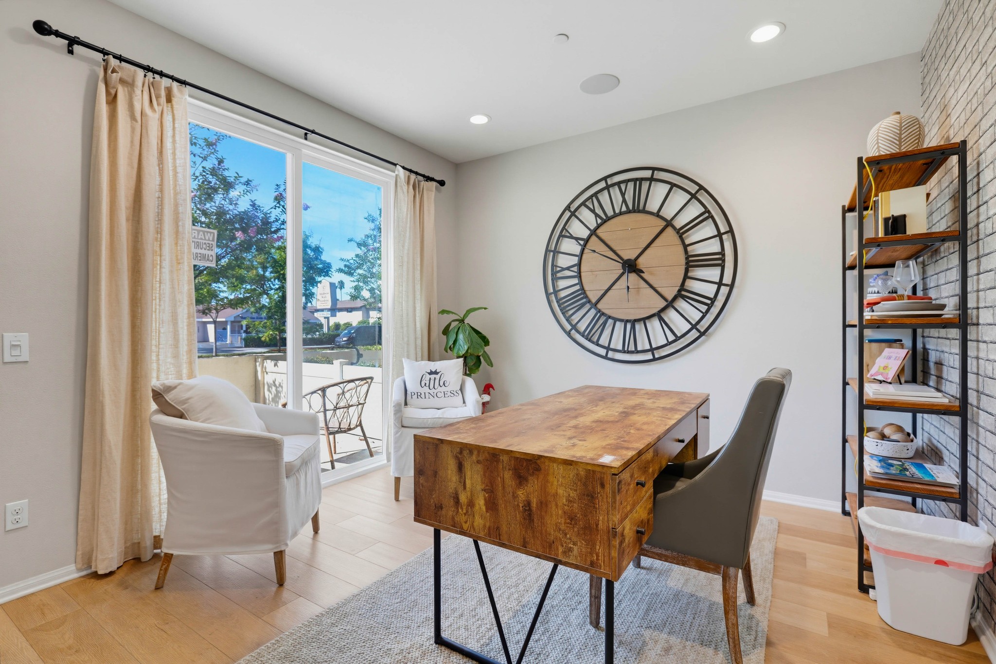 Virtual tour photo 9 of 68 for 3320 W Mirano Dr