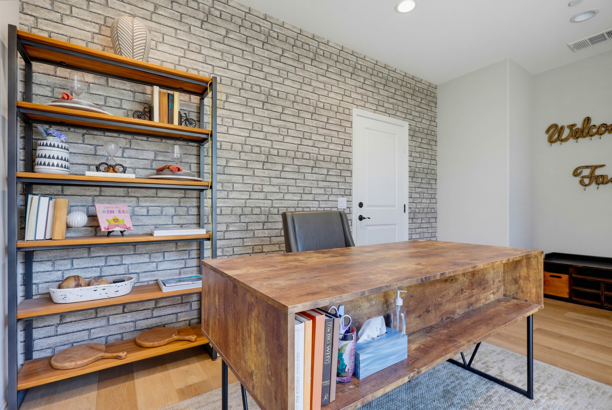 Virtual tour photo 12 of 68 for 3320 W Mirano Dr