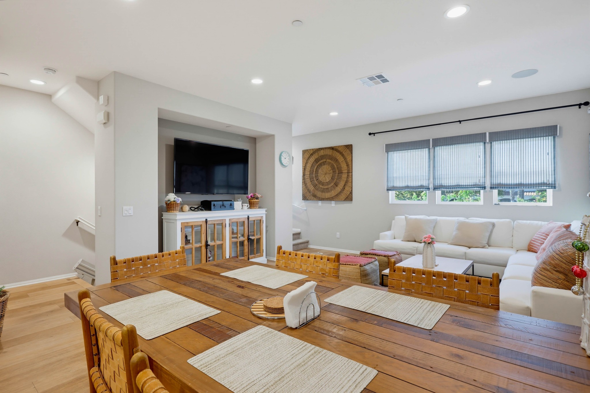Virtual tour photo 17 of 68 for 3320 W Mirano Dr