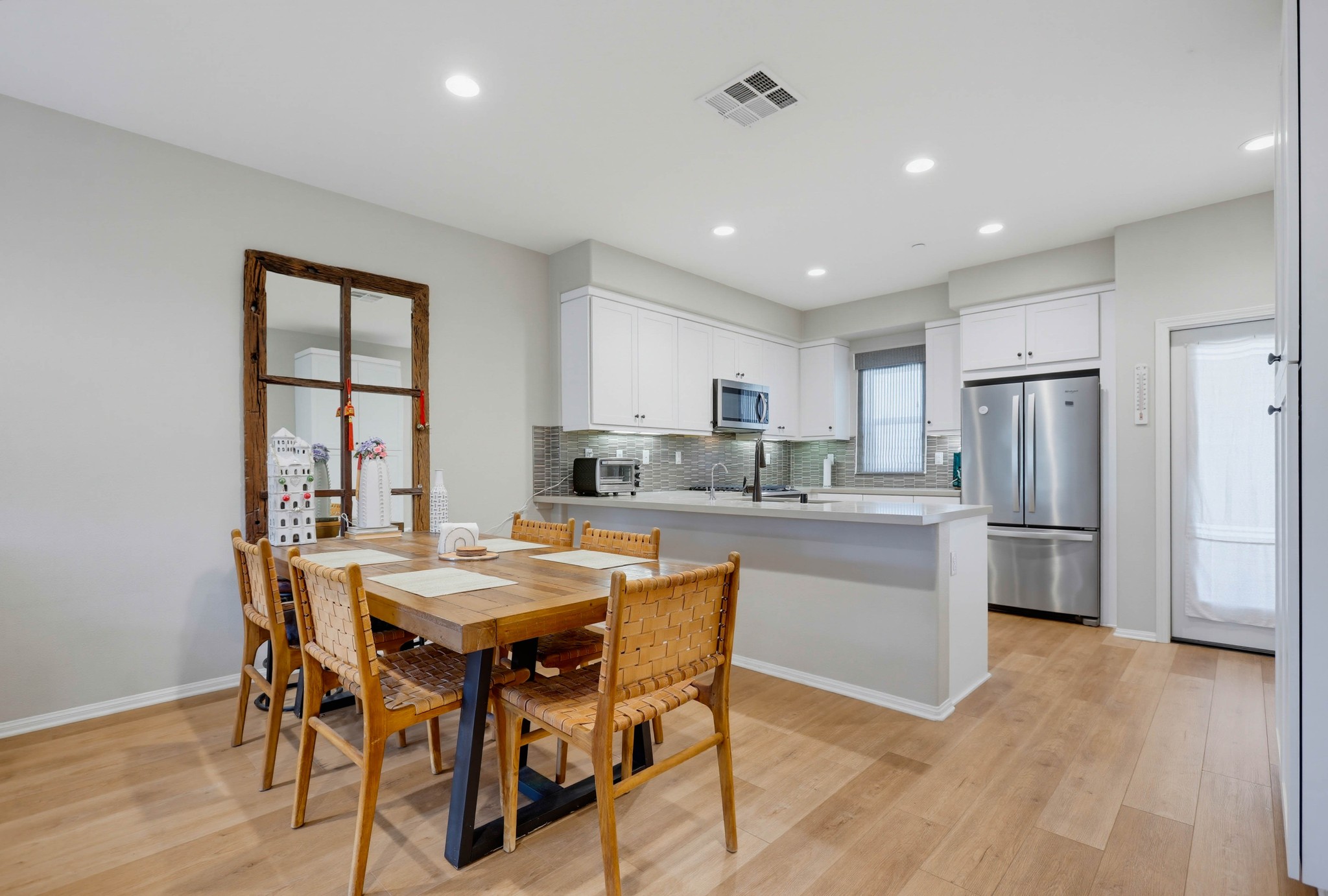 Virtual tour photo 21 of 68 for 3320 W Mirano Dr