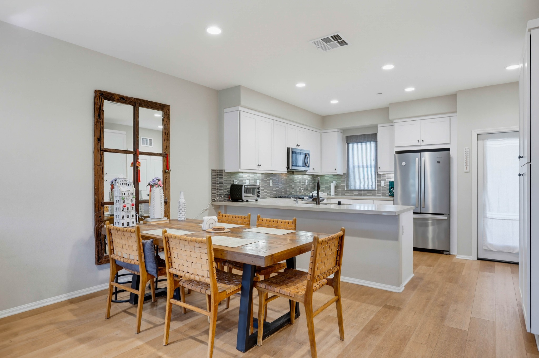 Virtual tour photo 23 of 68 for 3320 W Mirano Dr