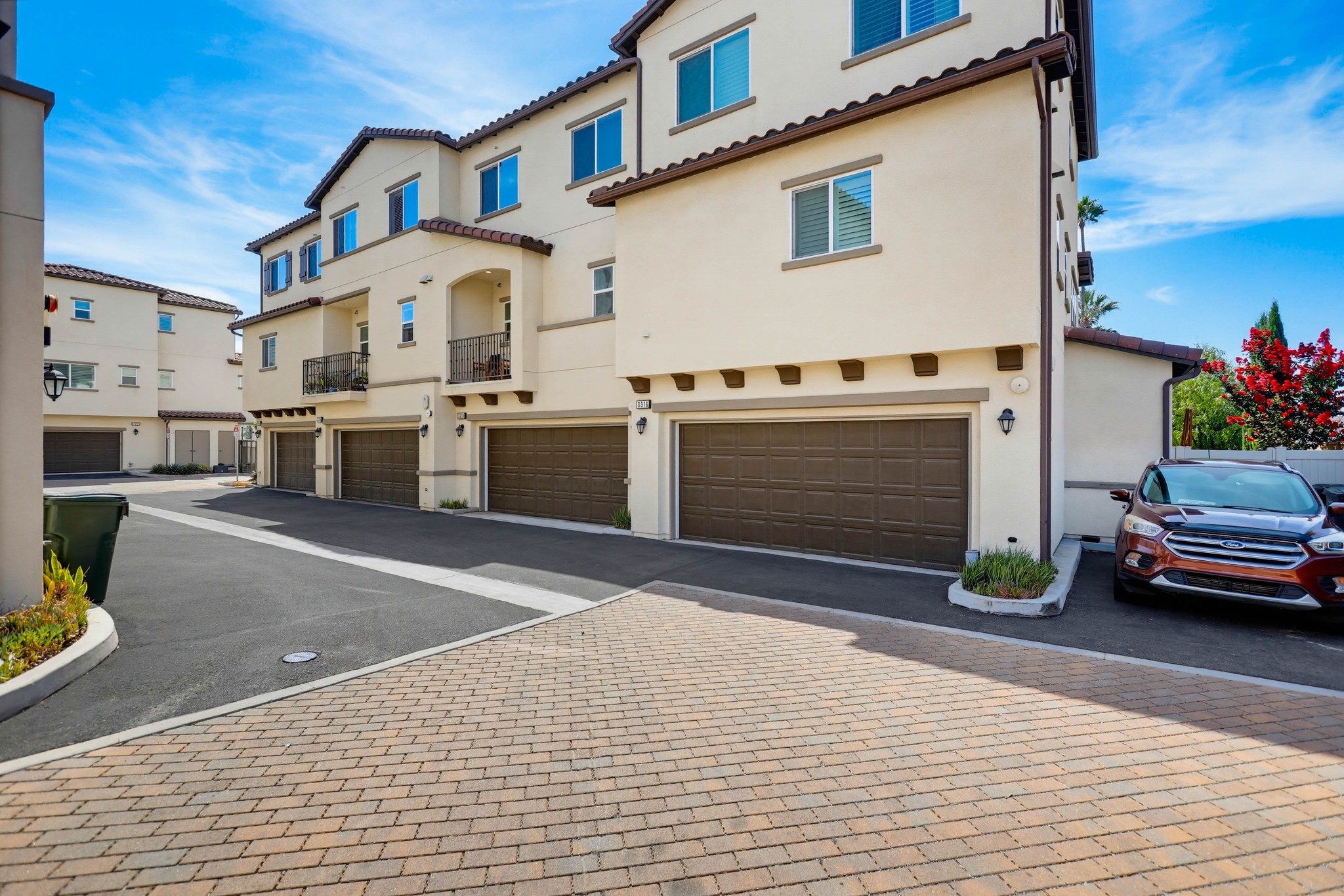 Virtual tour photo 61 of 68 for 3320 W Mirano Dr