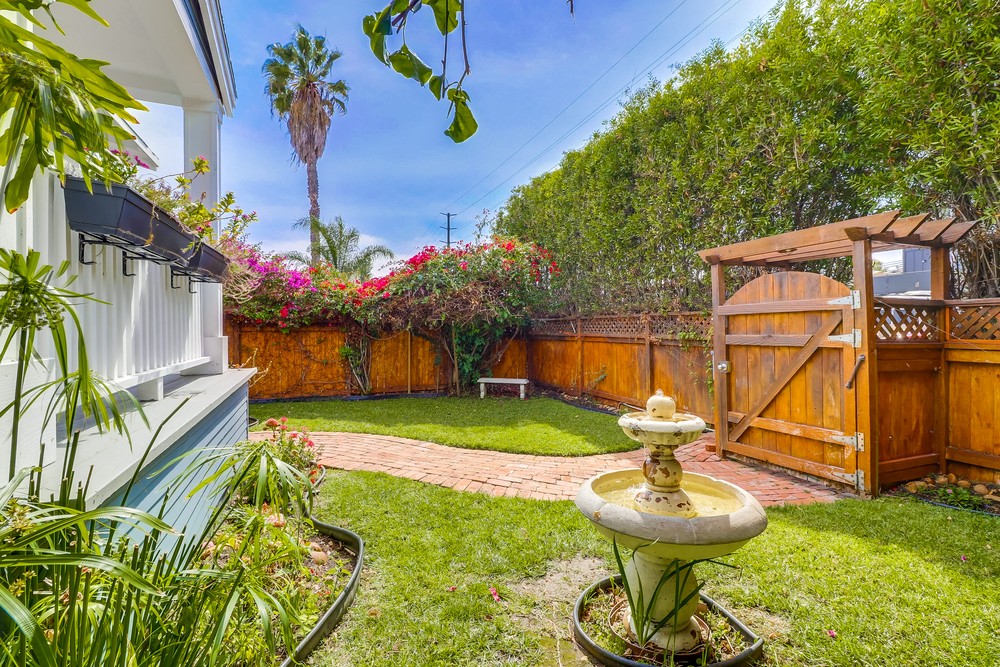 Virtual tour photo 4 of 55 for 3321 32nd St