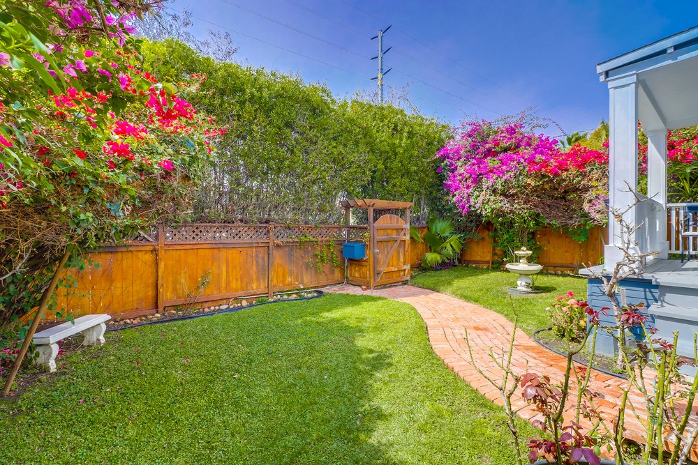 Virtual tour photo 5 of 55 for 3321 32nd St