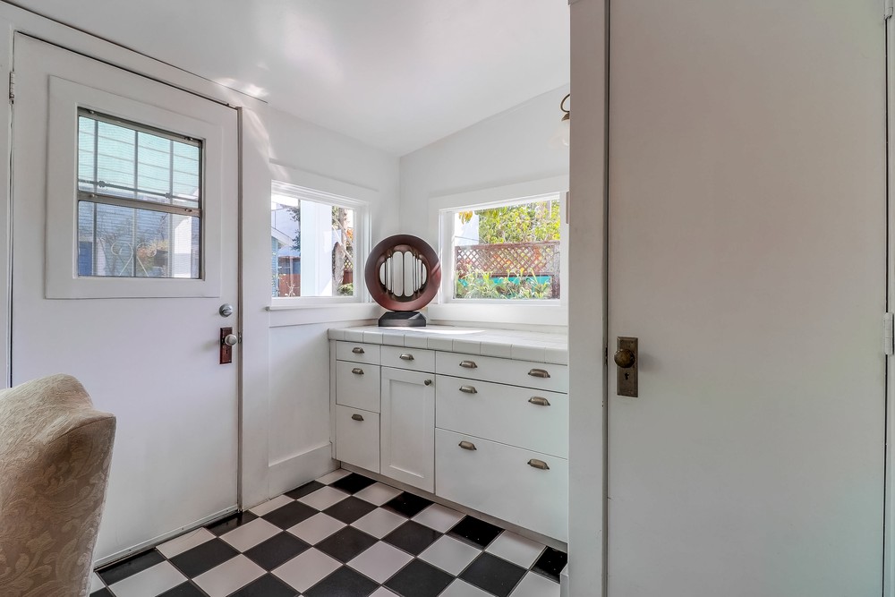 Virtual tour photo 17 of 55 for 3321 32nd St