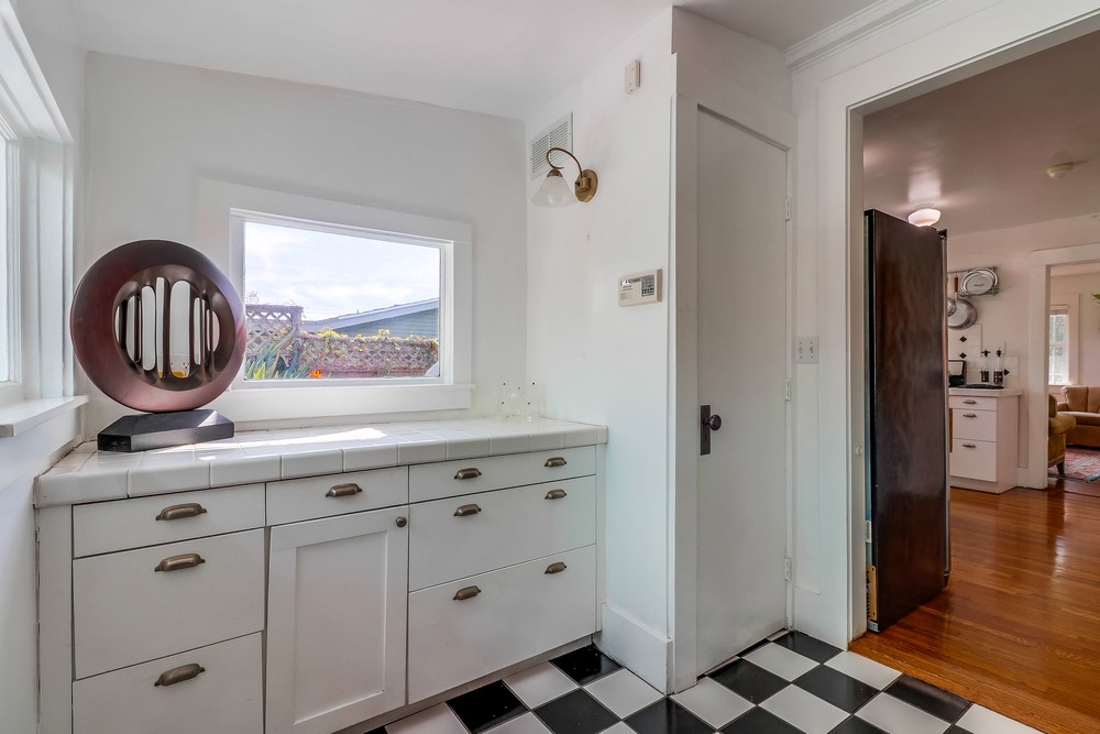 Virtual tour photo 18 of 55 for 3321 32nd St