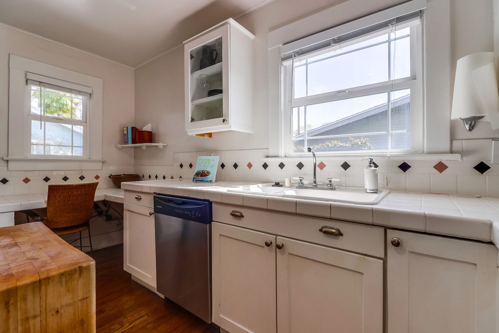 Virtual tour photo 27 of 55 for 3321 32nd St