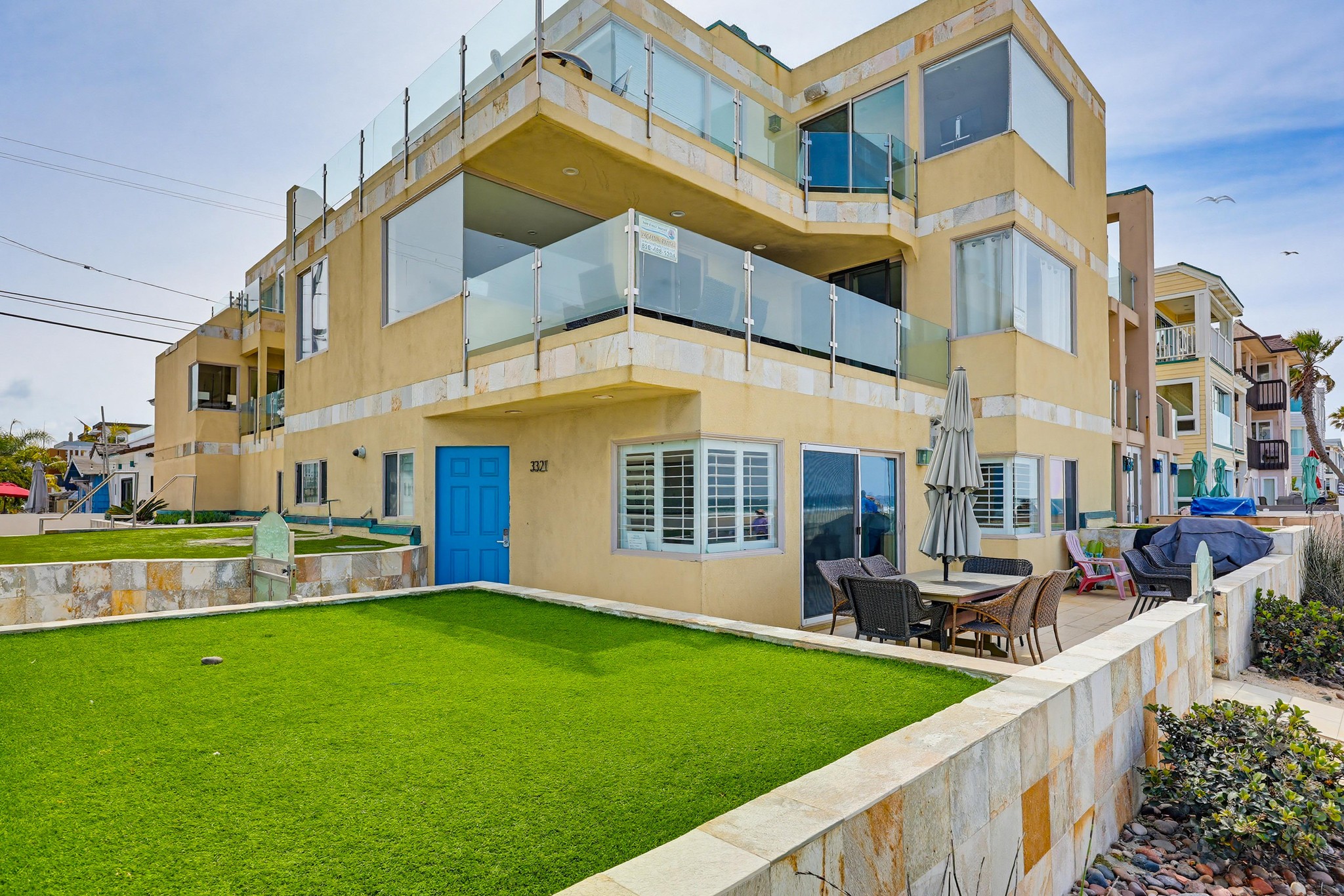 Virtual tour photo 5 of 82 for 3321 Ocean Front Walk