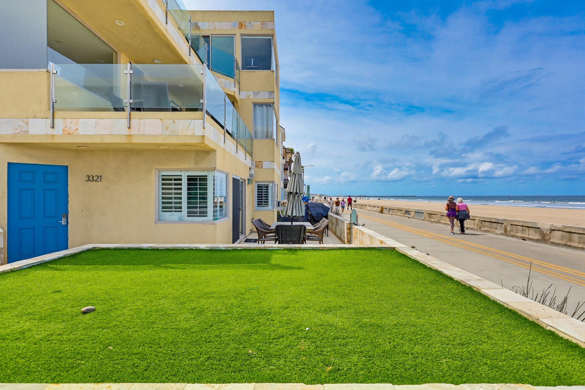 Virtual tour photo 7 of 82 for 3321 Ocean Front Walk
