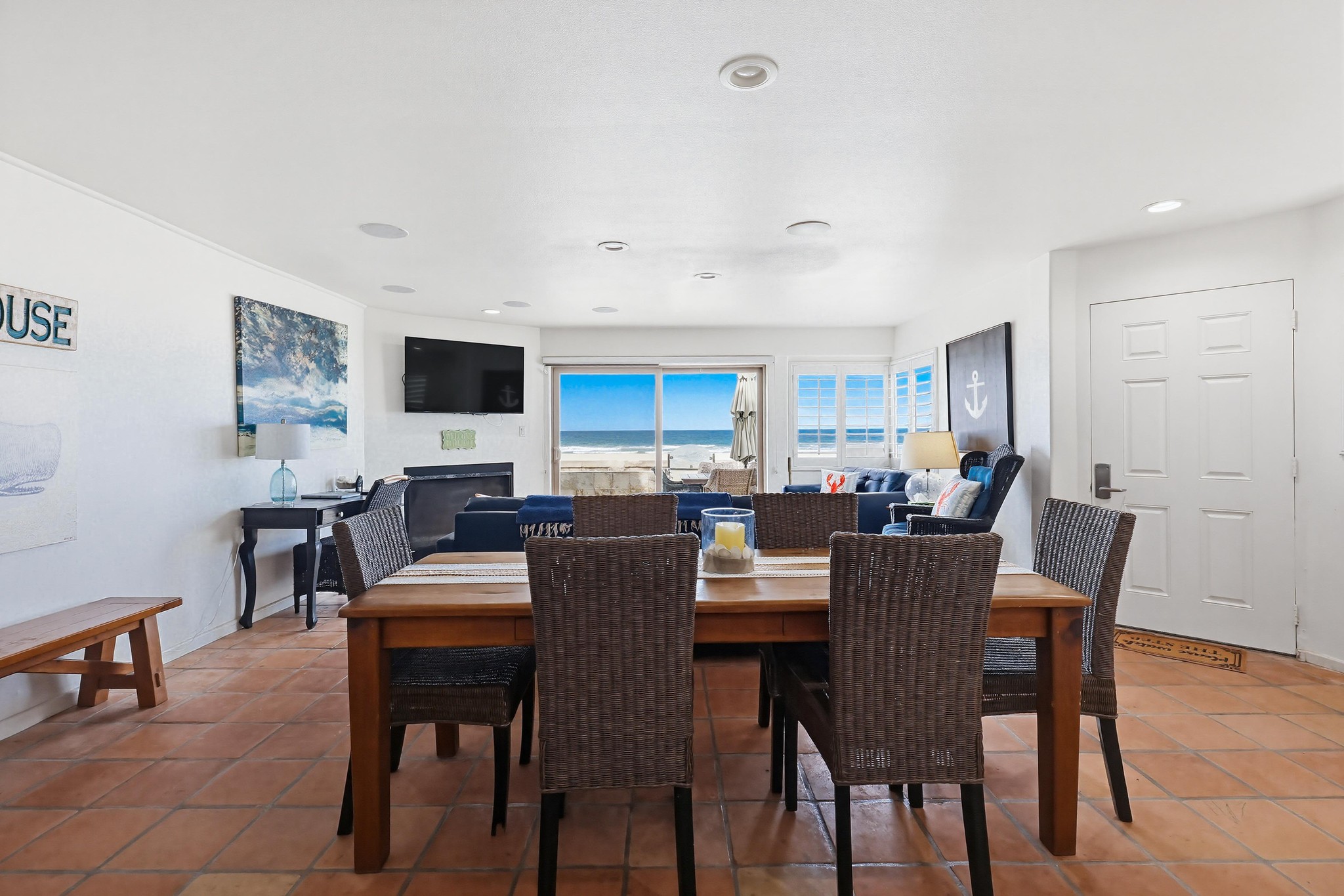 Virtual tour photo 27 of 82 for 3321 Ocean Front Walk