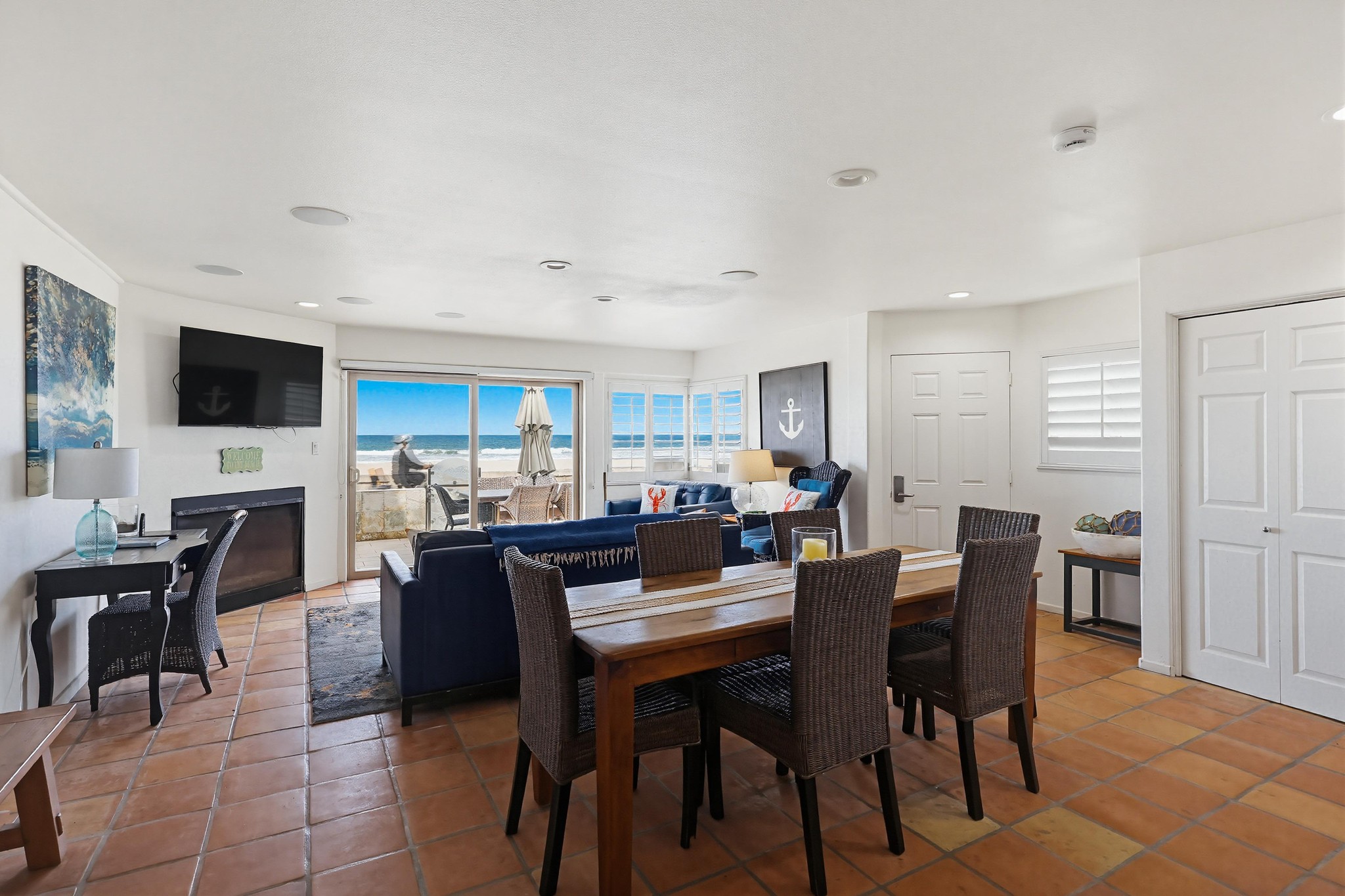 Virtual tour photo 29 of 82 for 3321 Ocean Front Walk