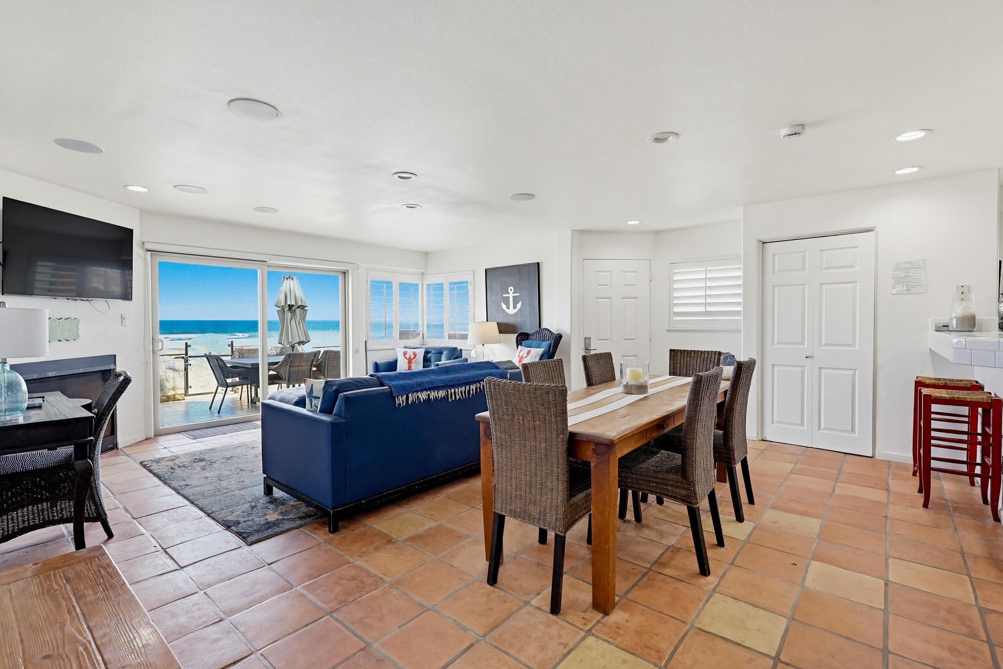 Virtual tour photo 30 of 82 for 3321 Ocean Front Walk