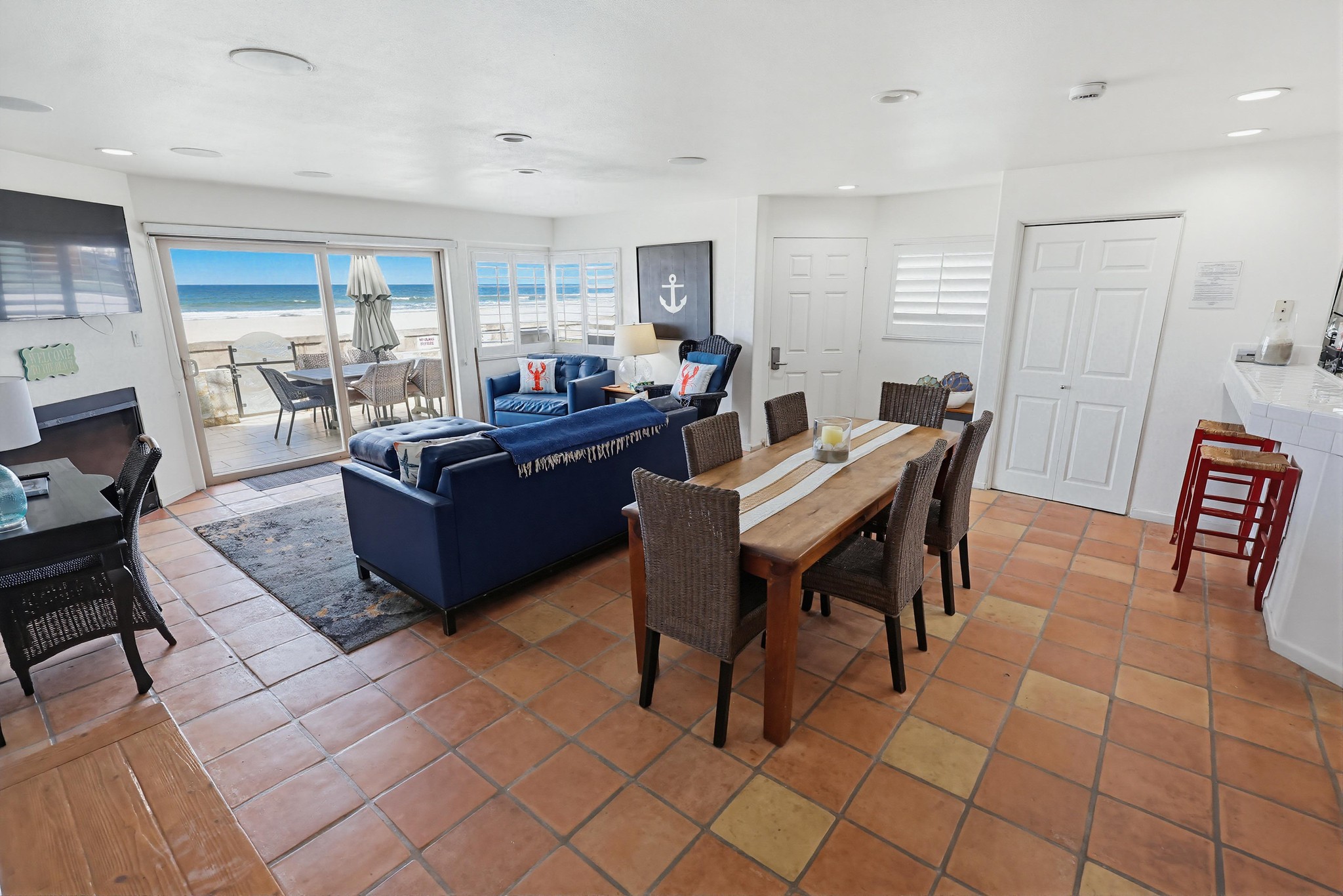 Virtual tour photo 31 of 82 for 3321 Ocean Front Walk