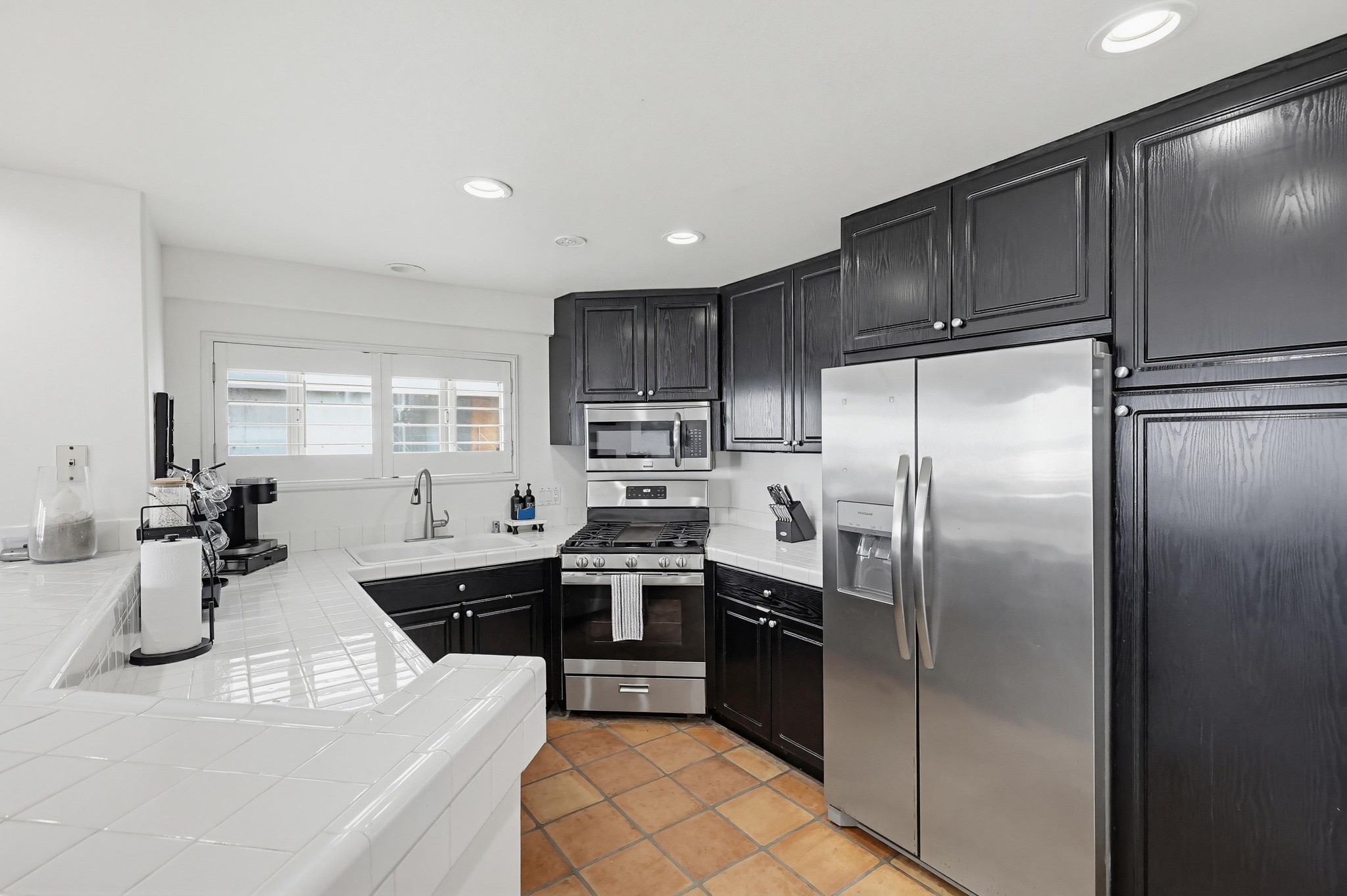 Virtual tour photo 42 of 82 for 3321 Ocean Front Walk