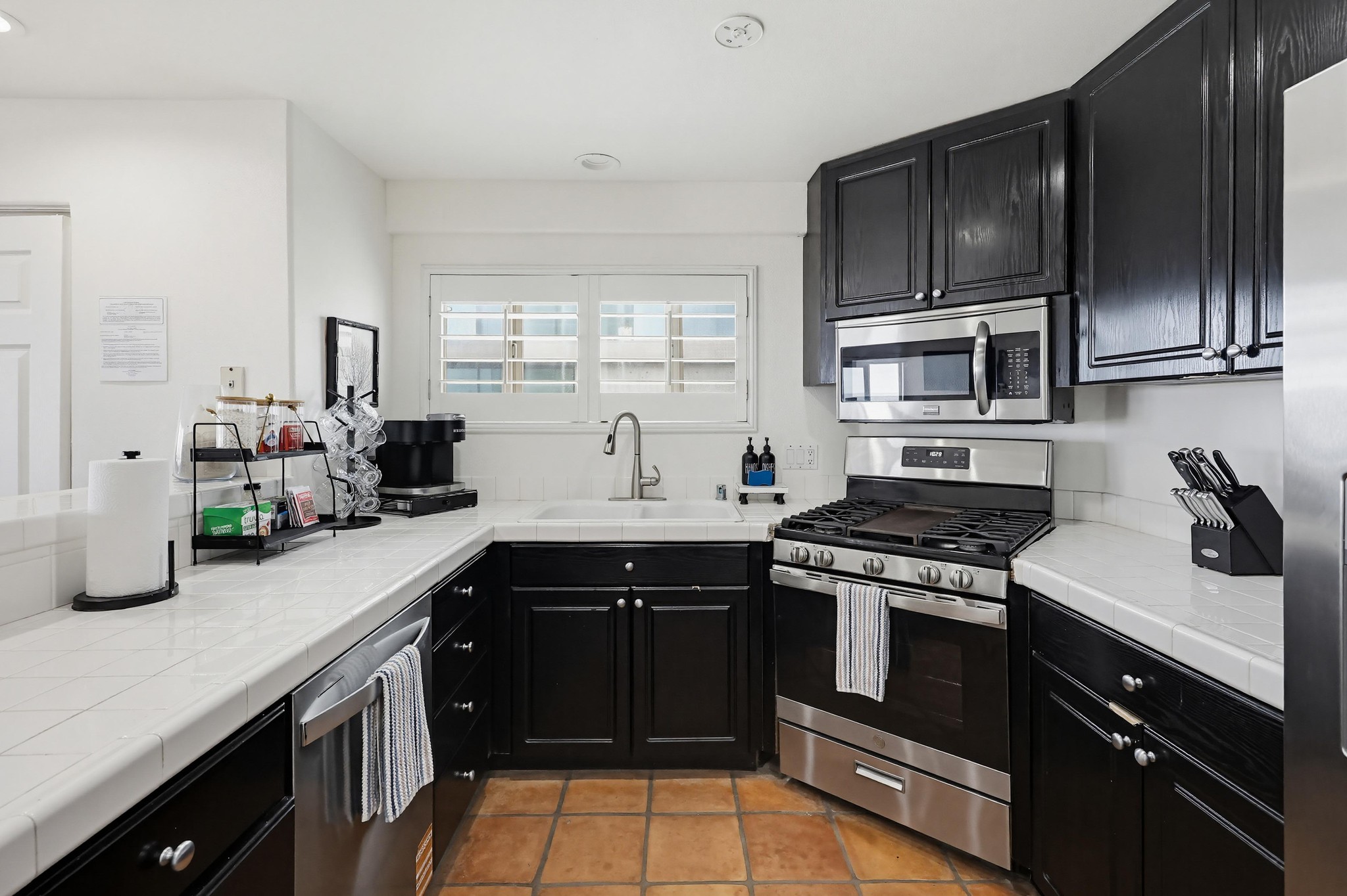 Virtual tour photo 43 of 82 for 3321 Ocean Front Walk