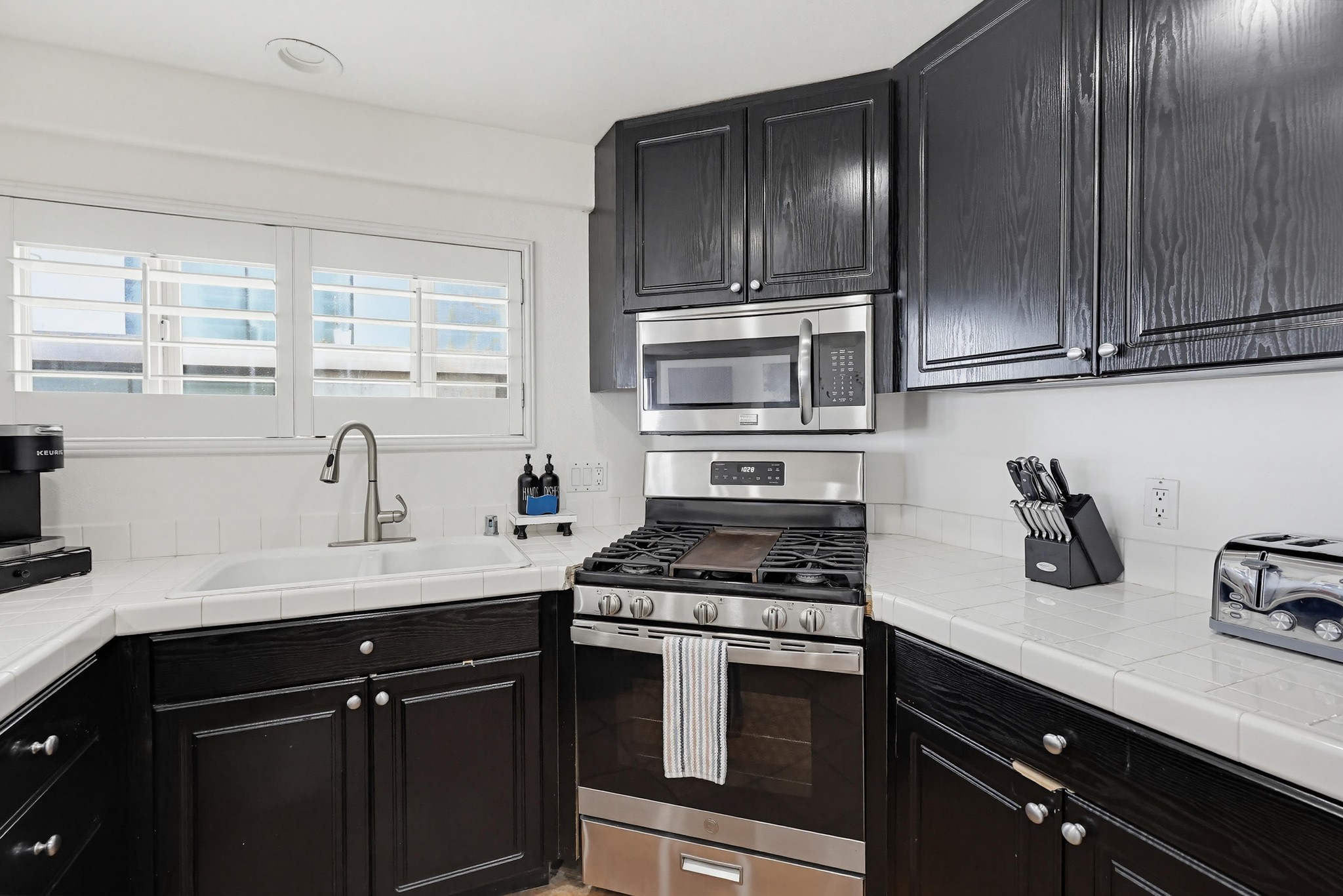 Virtual tour photo 44 of 82 for 3321 Ocean Front Walk