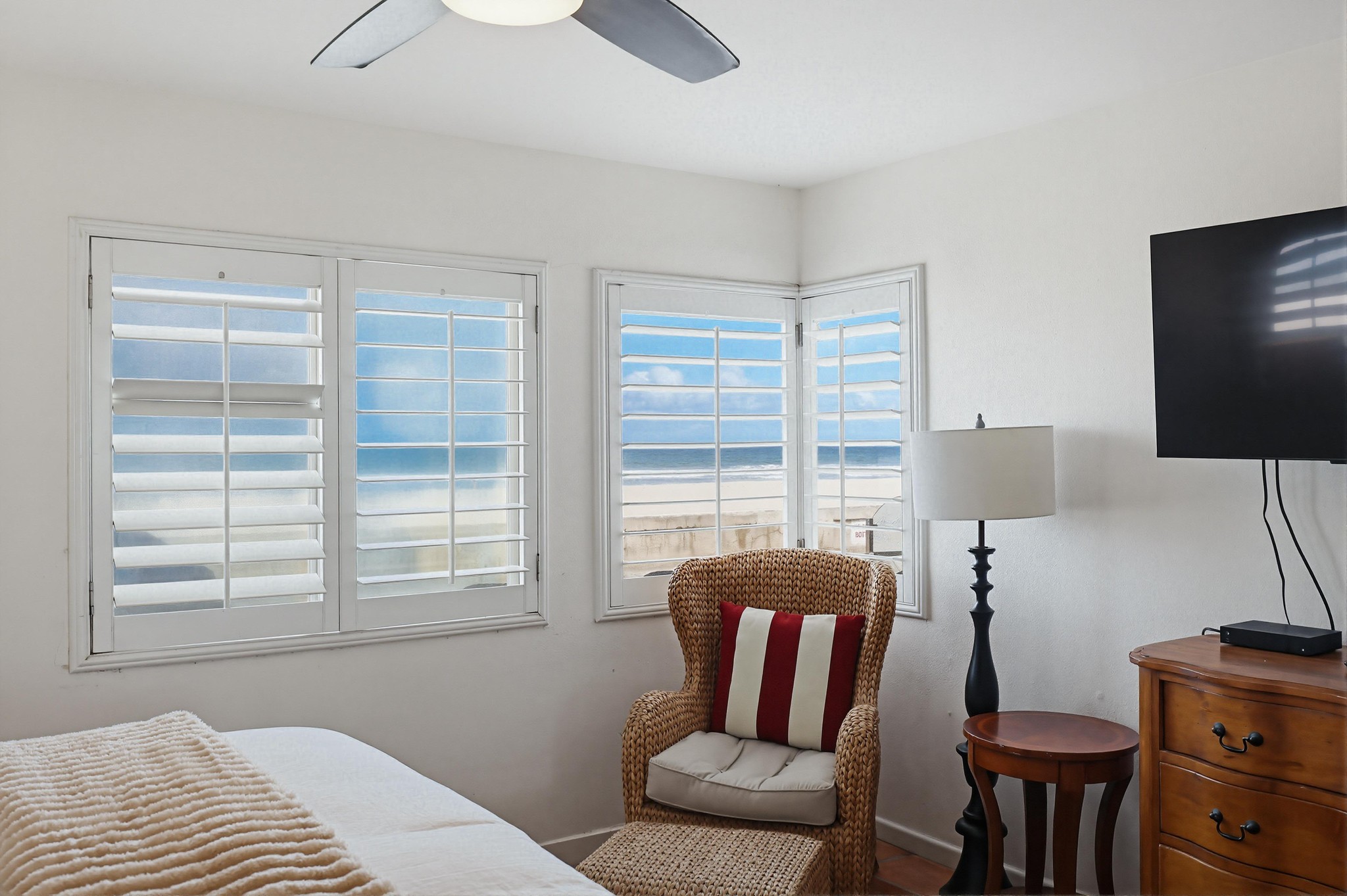 Virtual tour photo 51 of 82 for 3321 Ocean Front Walk