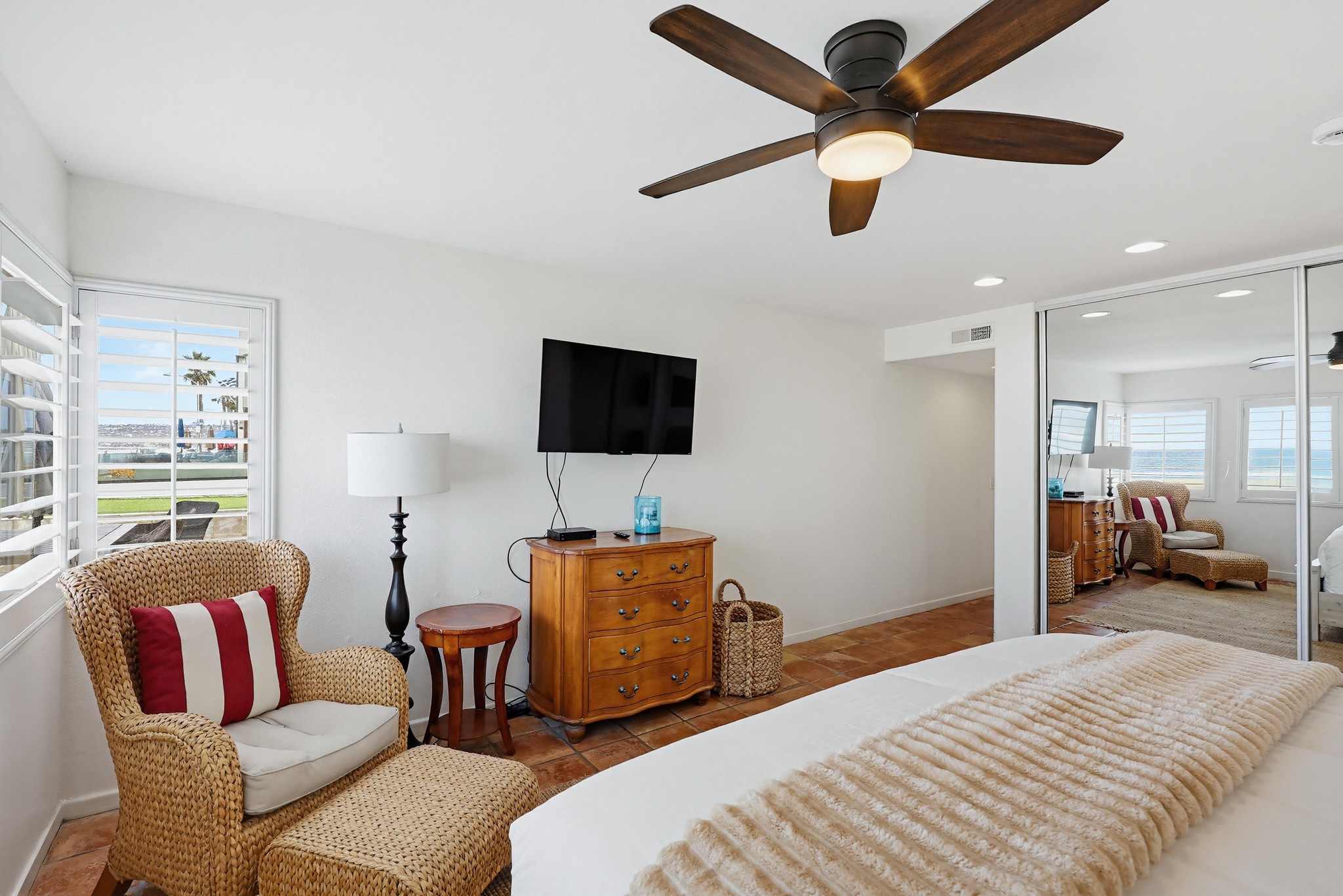 Virtual tour photo 53 of 82 for 3321 Ocean Front Walk