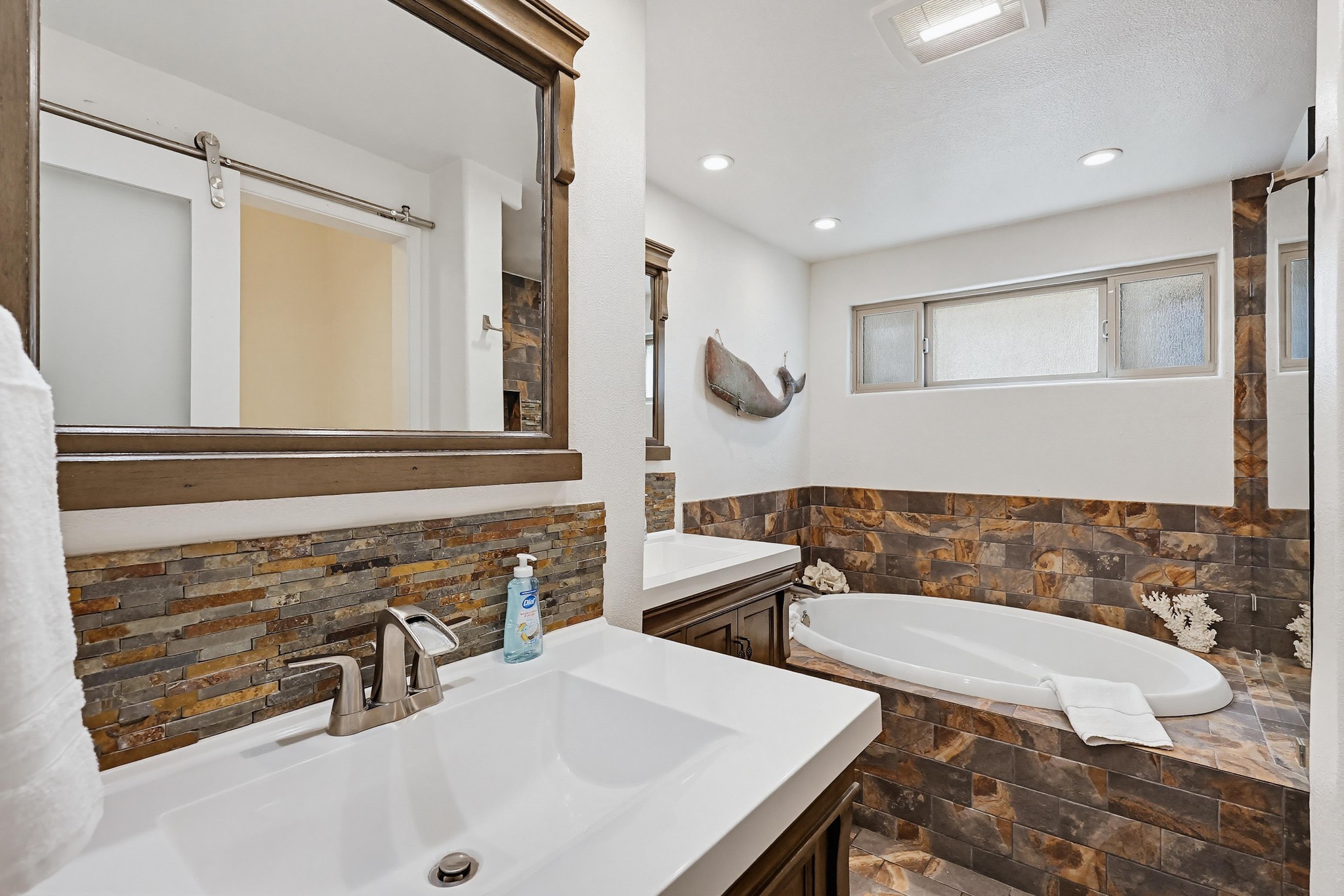 Virtual tour photo 55 of 82 for 3321 Ocean Front Walk