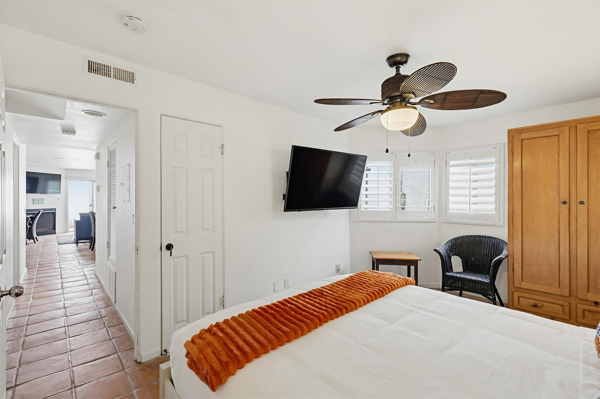 Virtual tour photo 60 of 82 for 3321 Ocean Front Walk