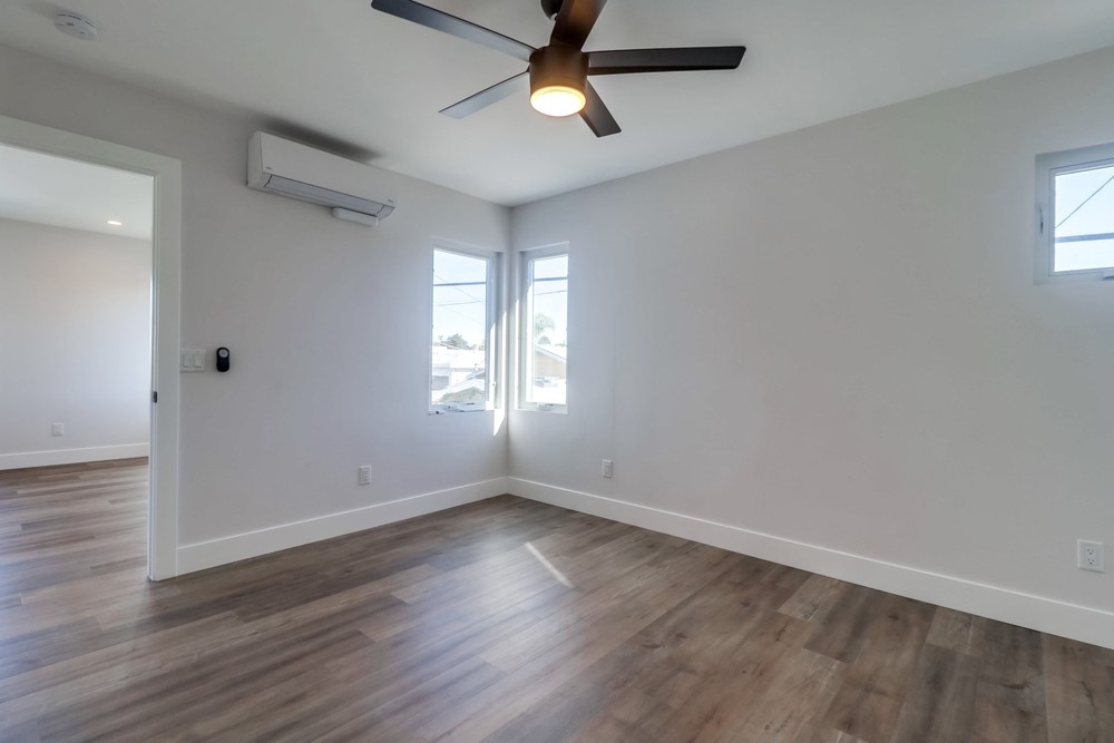 Virtual tour photo 16 of 21 for 3323 32nd St