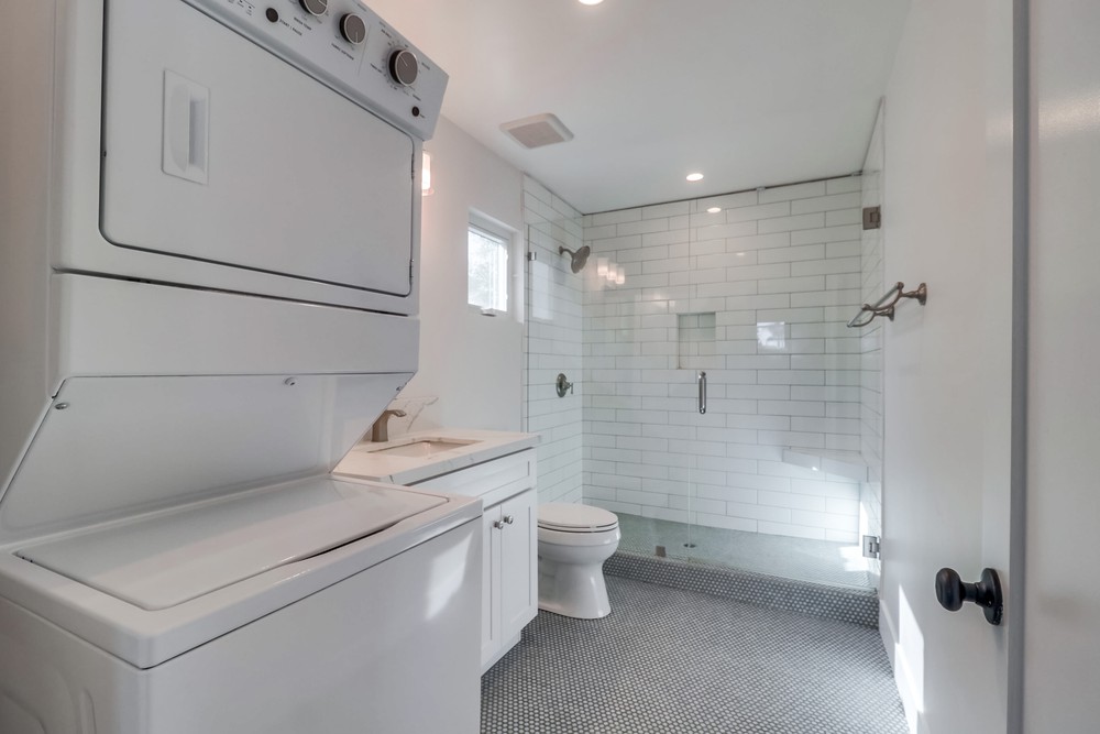 Virtual tour photo 18 of 21 for 3323 32nd St