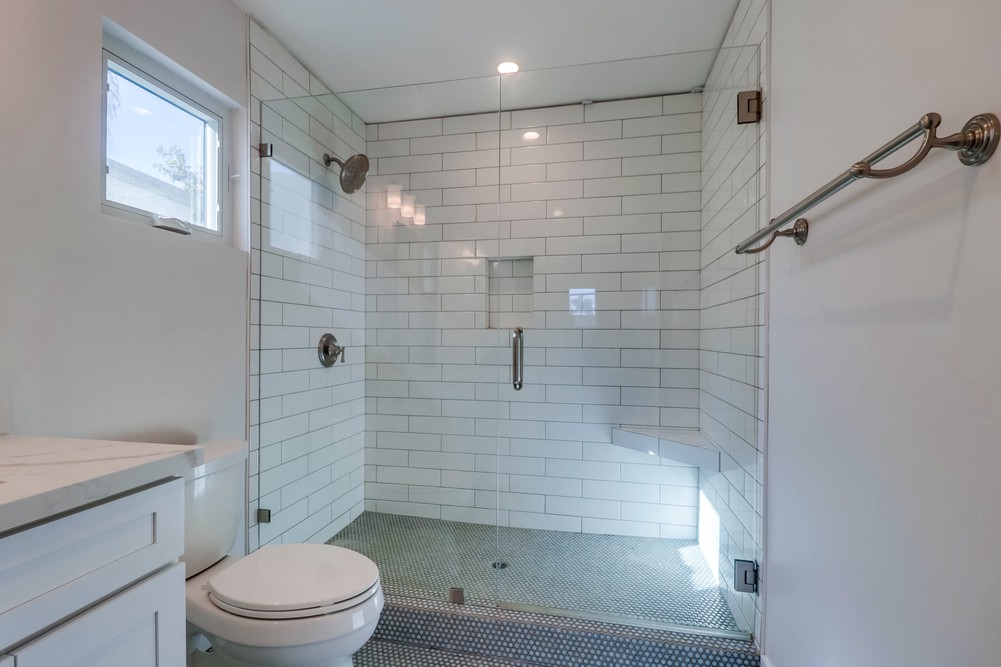 Virtual tour photo 20 of 21 for 3323 32nd St