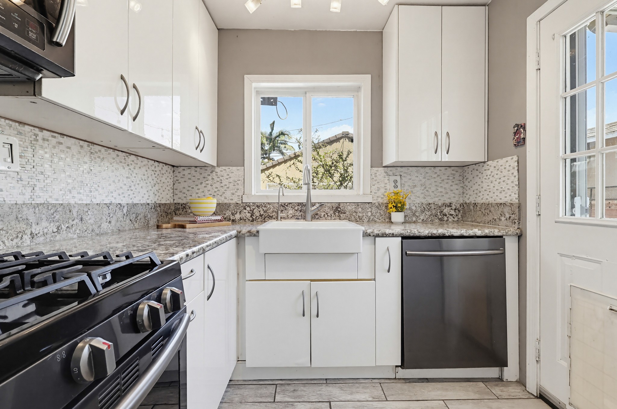 Virtual tour photo 25 of 82 for 3324 Maine Ave