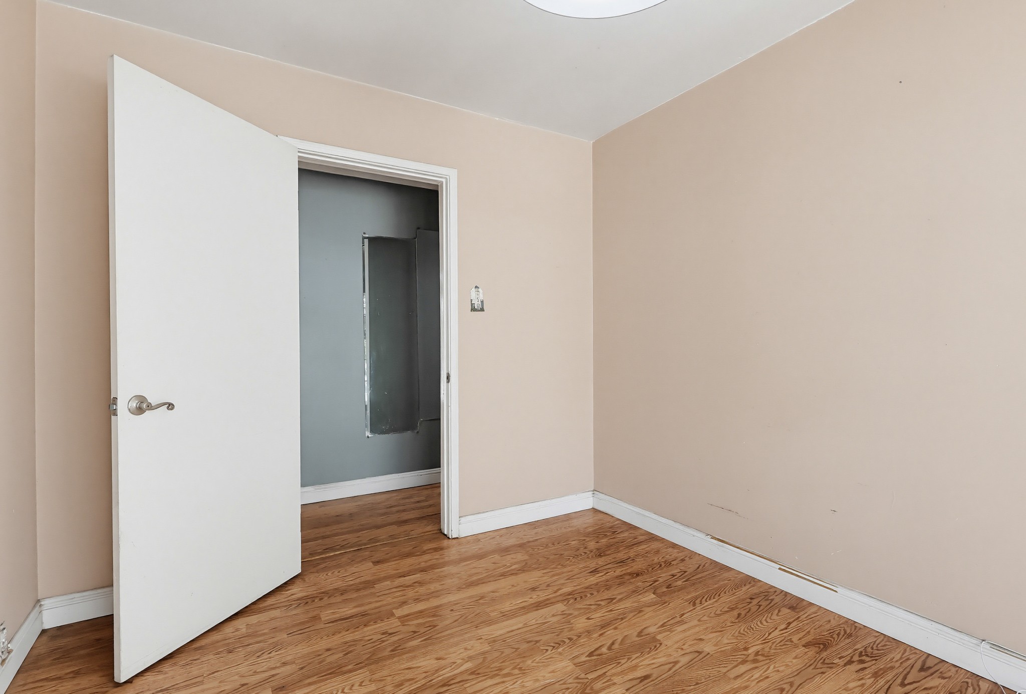 Virtual tour photo 39 of 82 for 3324 Maine Ave