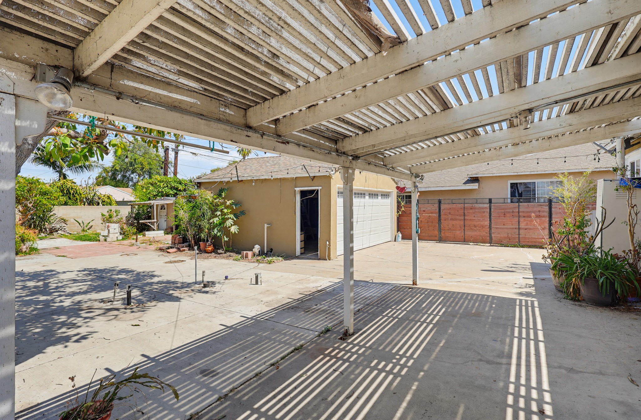 Virtual tour photo 58 of 82 for 3324 Maine Ave
