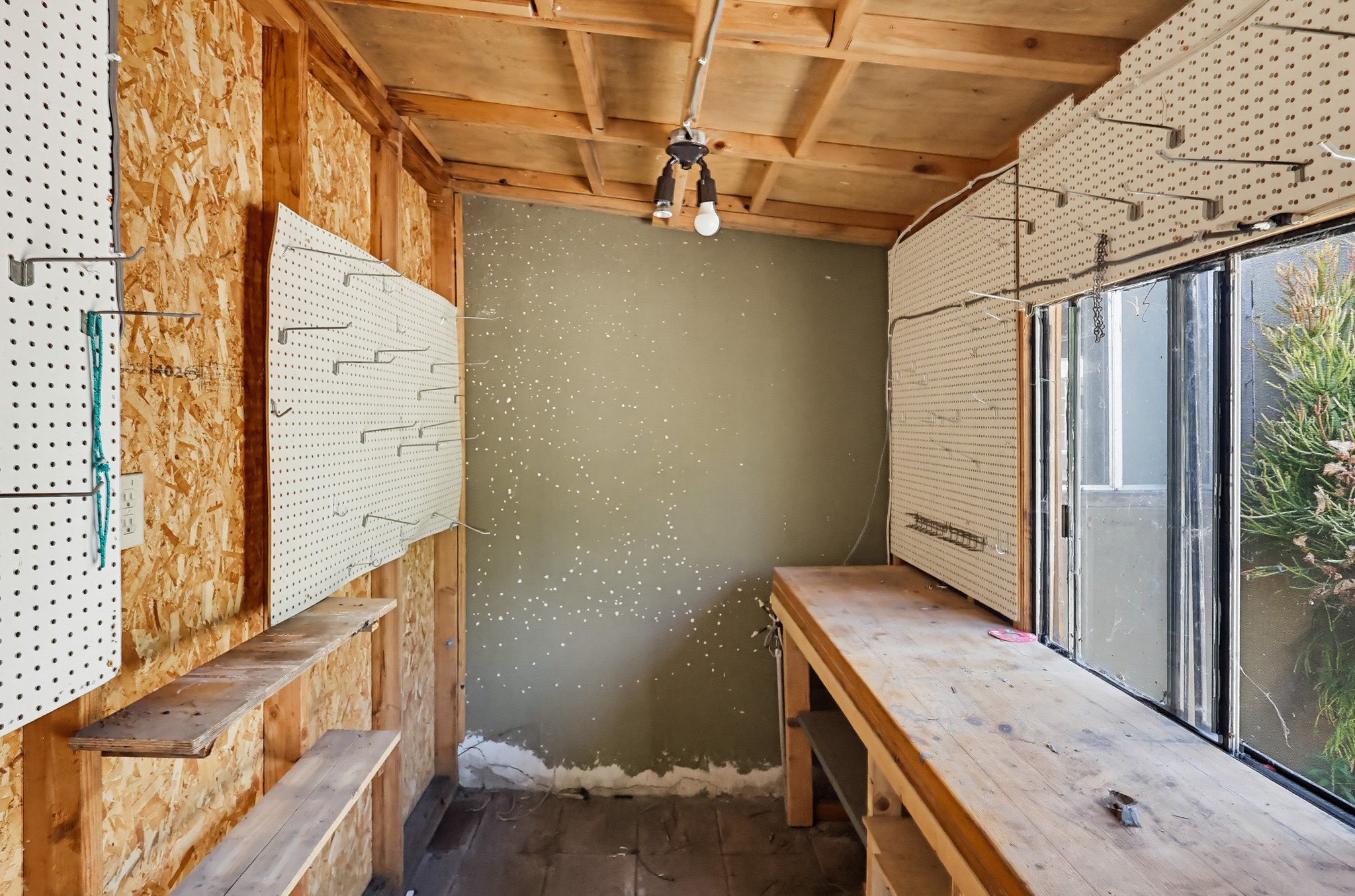 Virtual tour photo 78 of 82 for 3324 Maine Ave