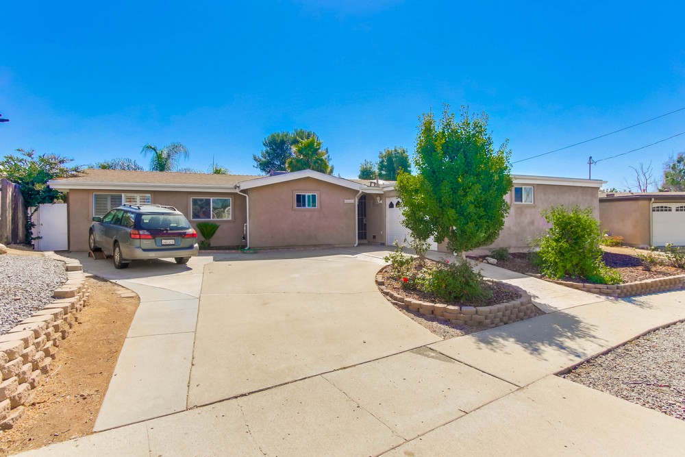 Virtual tour photo 1 of 52 for 3325 Dorchester Dr