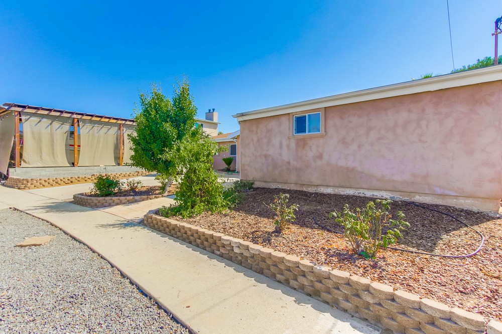 Virtual tour photo 4 of 52 for 3325 Dorchester Dr