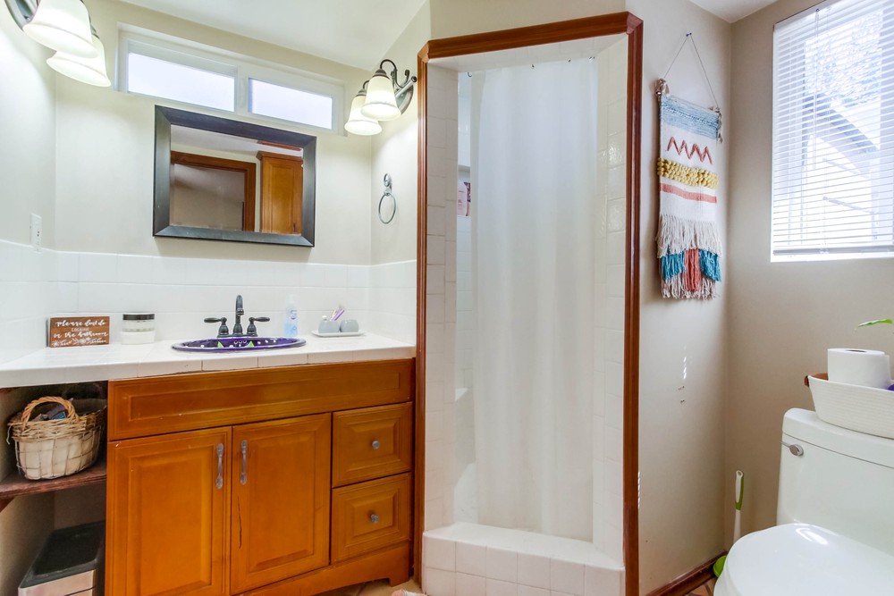Virtual tour photo 22 of 52 for 3325 Dorchester Dr