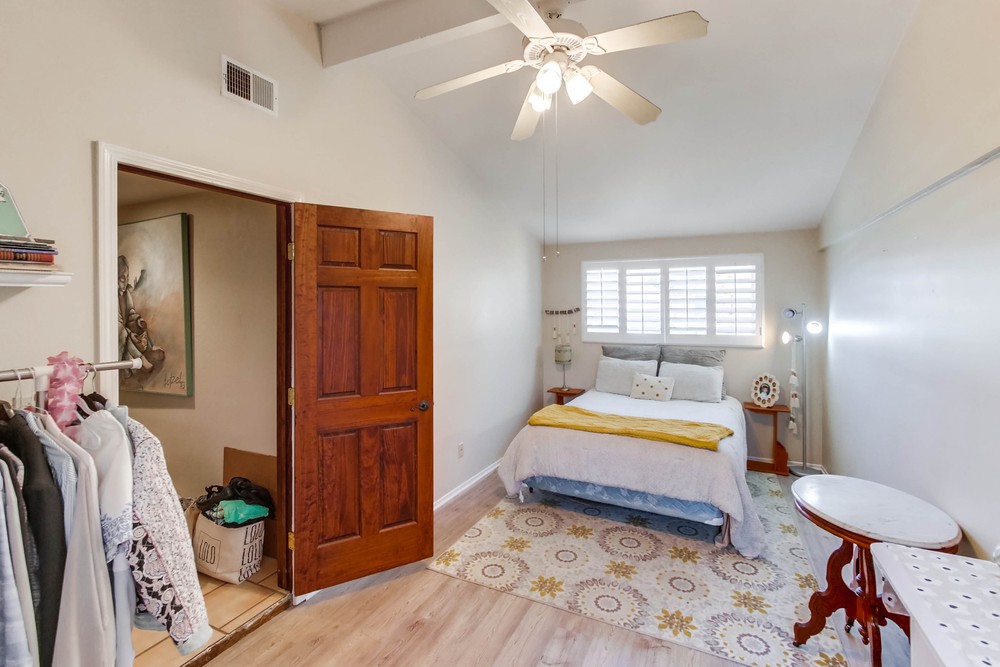 Virtual tour photo 24 of 52 for 3325 Dorchester Dr