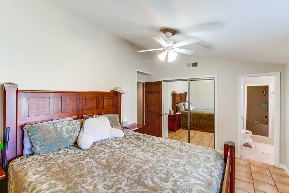 Virtual tour photo 26 of 52 for 3325 Dorchester Dr