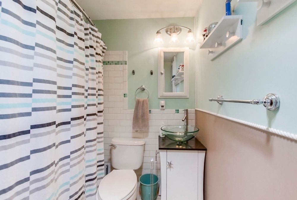 Virtual tour photo 33 of 52 for 3325 Dorchester Dr