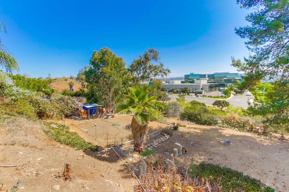 Virtual tour photo 38 of 52 for 3325 Dorchester Dr