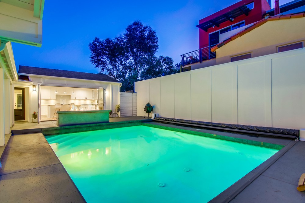 Virtual tour photo 9 of 90 for 3327 Hill St