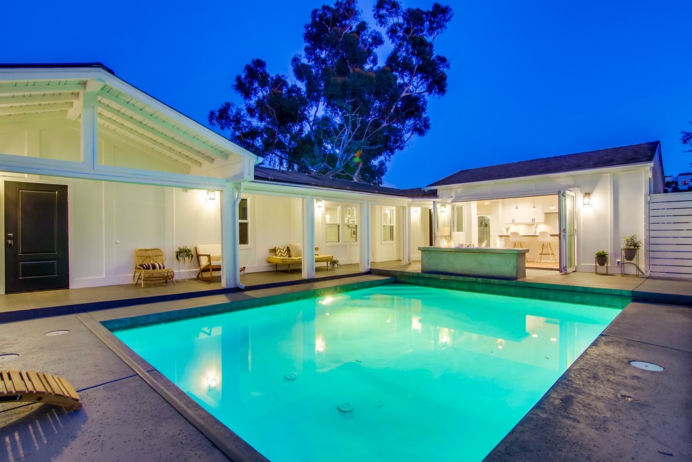 Virtual tour photo 11 of 90 for 3327 Hill St