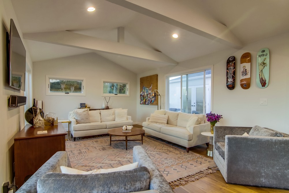 Virtual tour photo 26 of 90 for 3327 Hill St