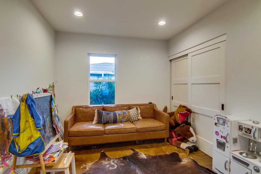 Virtual tour photo 66 of 90 for 3327 Hill St