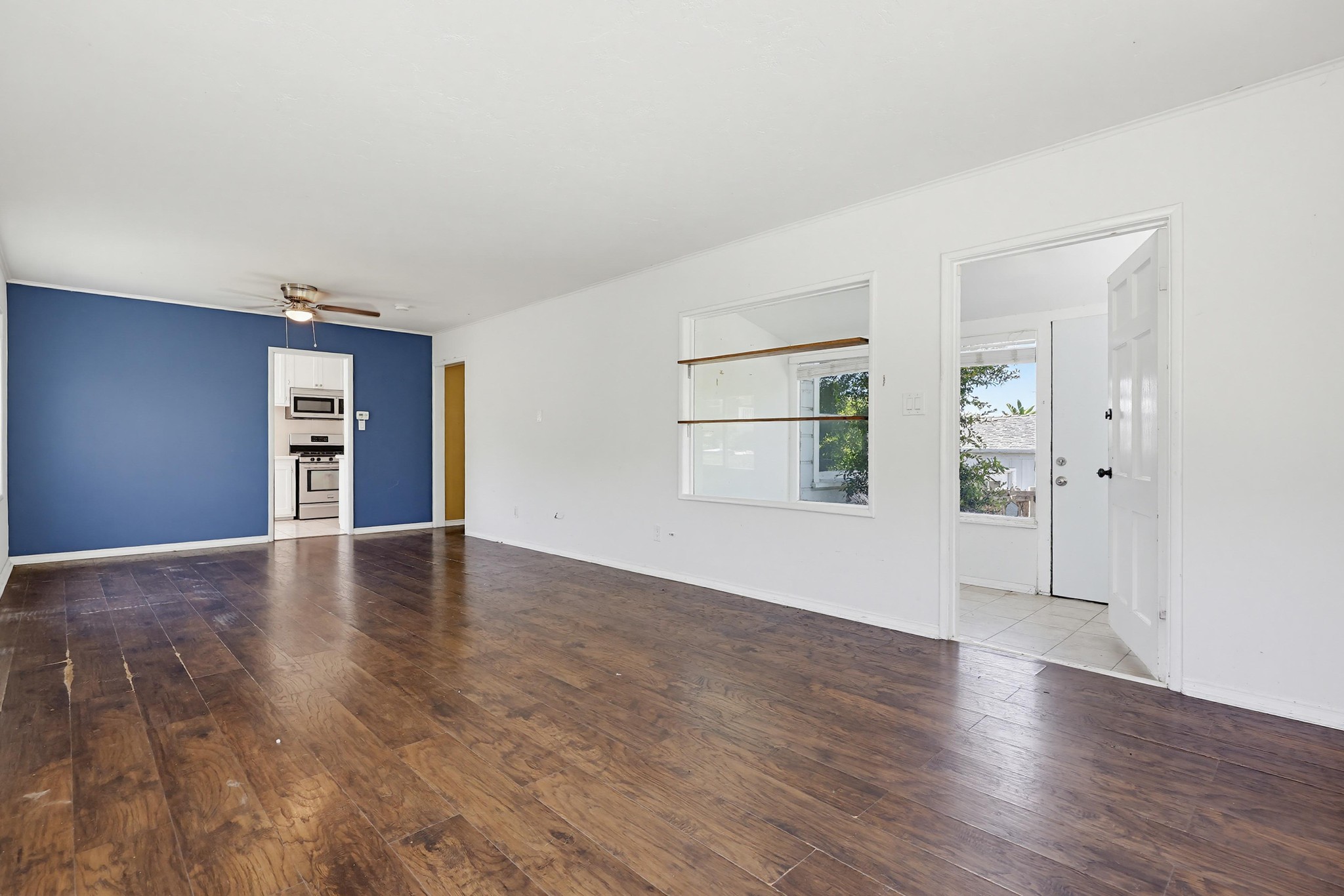 Virtual tour photo 10 of 53 for 3328 Harbor View Dr